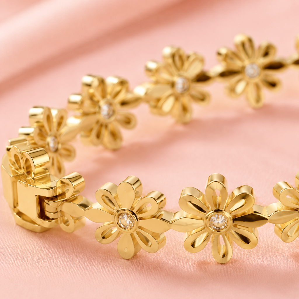 Gulshan Daisy Crystal Bracelet