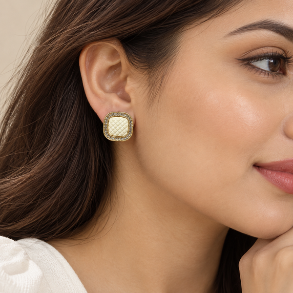 Ivory Quilt Cushion Studs