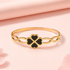 Lucky Noir Clover Bangle