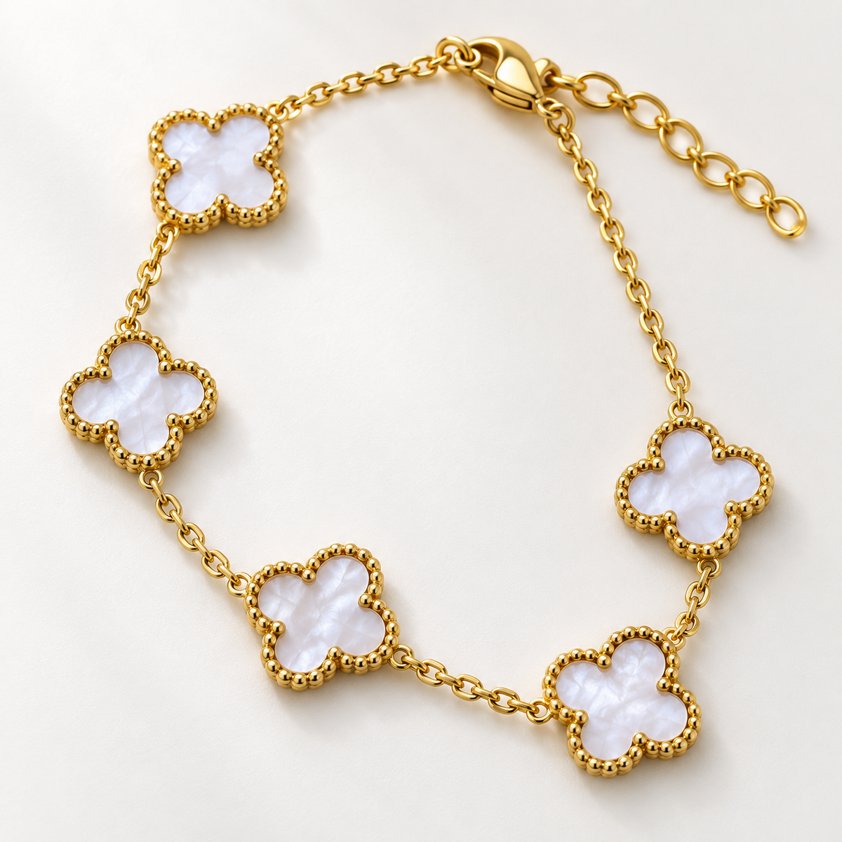 Safed Clover Station Bracelet