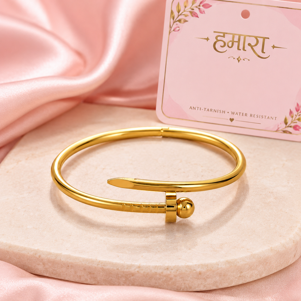 Sona Clou Nail Bangle