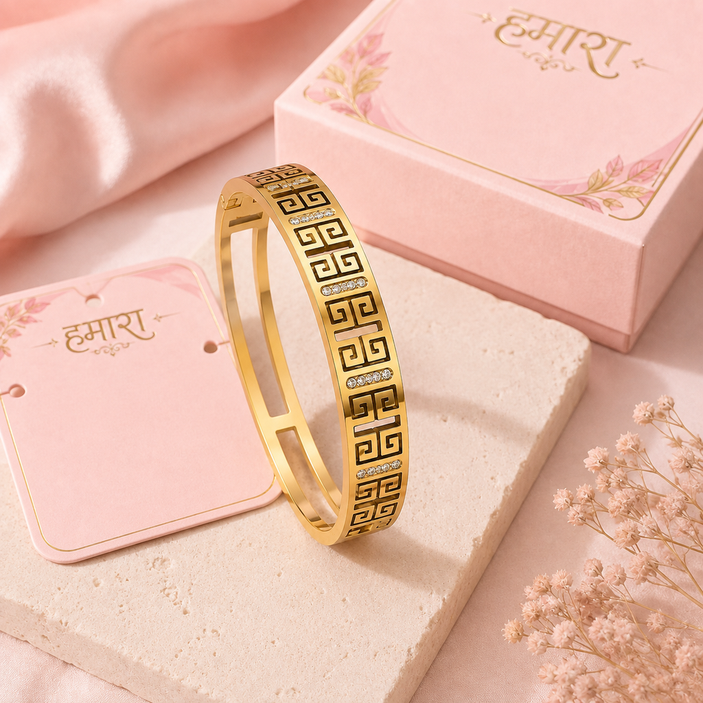 Zahra Gold Lattice Bangle